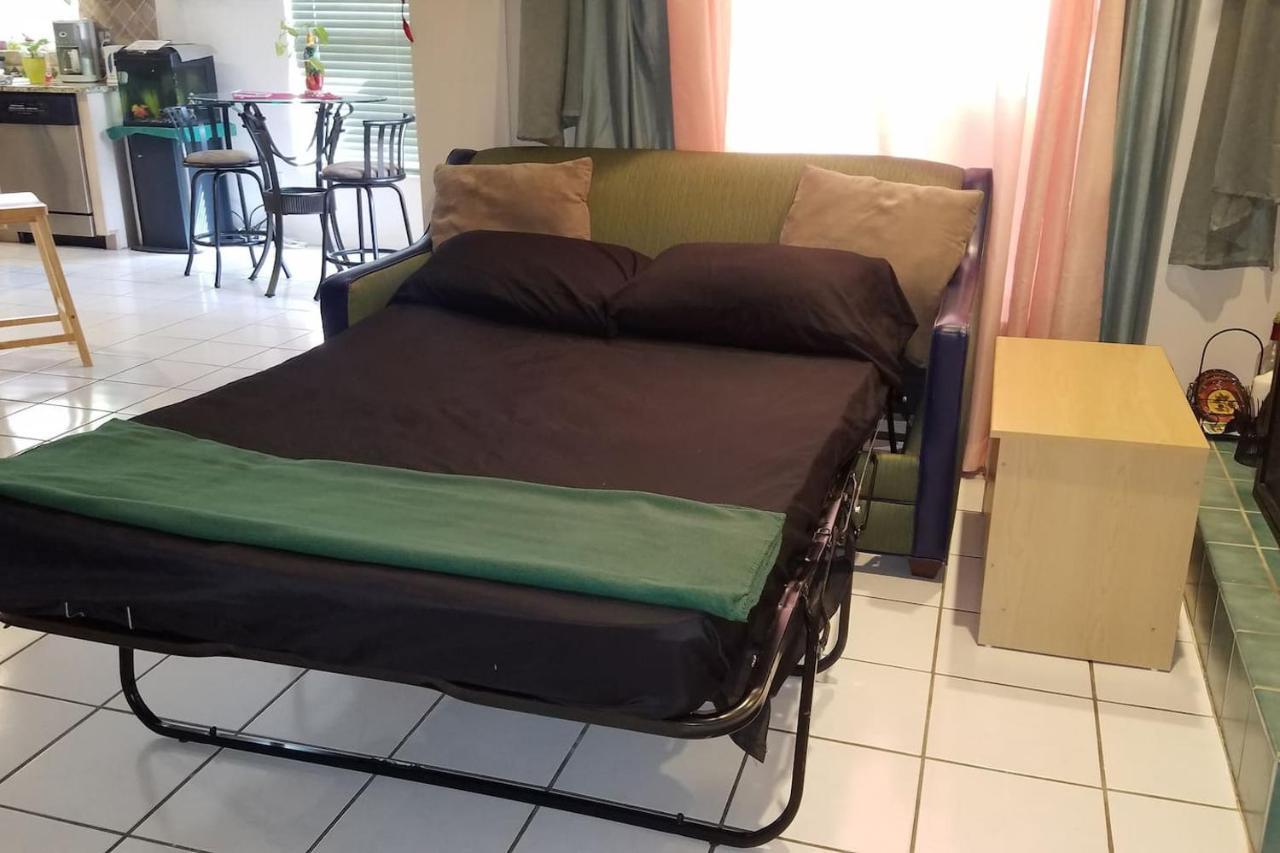טאמפה Cozy And Conveniently Located Pool Home With Free Wifi מראה חיצוני תמונה